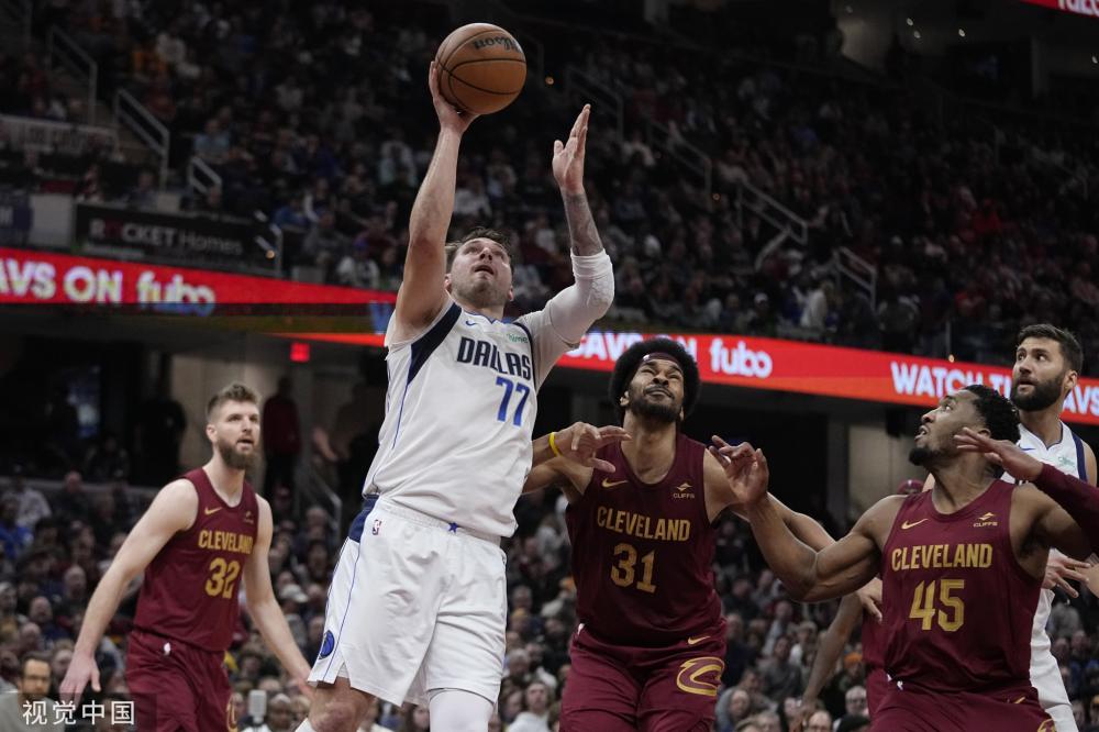 因用手触碰 因用手触碰