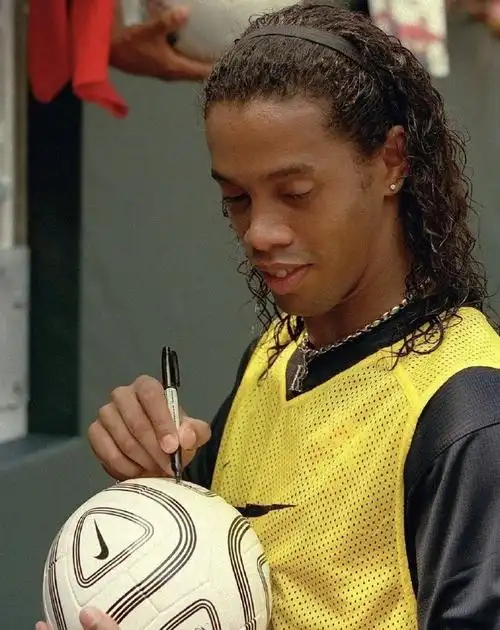 选手庞俊旭 选手庞俊旭